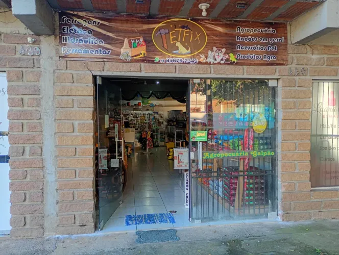 Vende-se Loja de Rações e Ferragens em Funcionamento