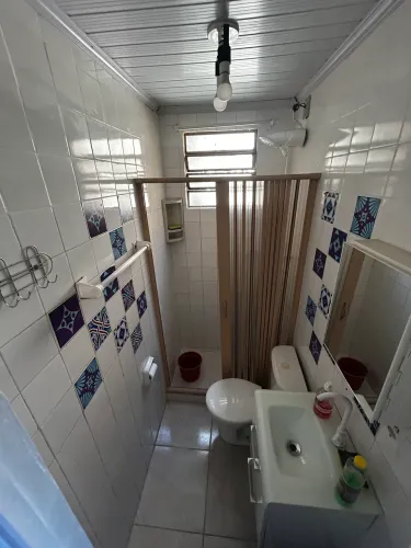 CASA EM VILA TOMBADA NO CENTRO DO RJ