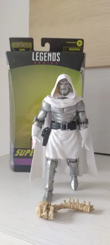 Marvel Legends Doutor Destino 