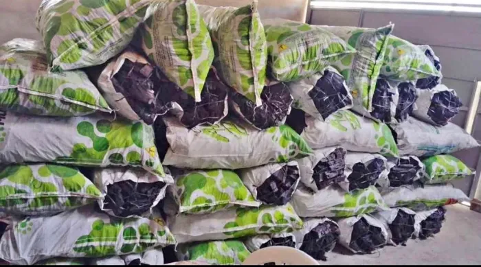 Vendo carvão , 50 reais