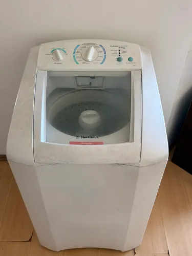 Máquina de Lavar Electrolux 9kg LTE09 127V