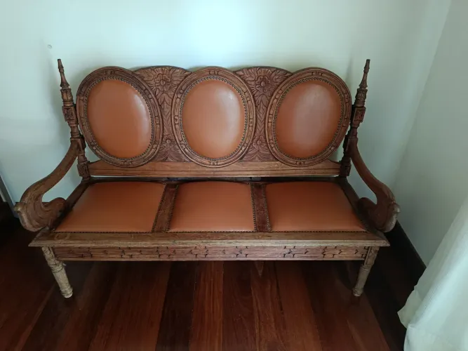 Conjunto de poltronas rústicas
