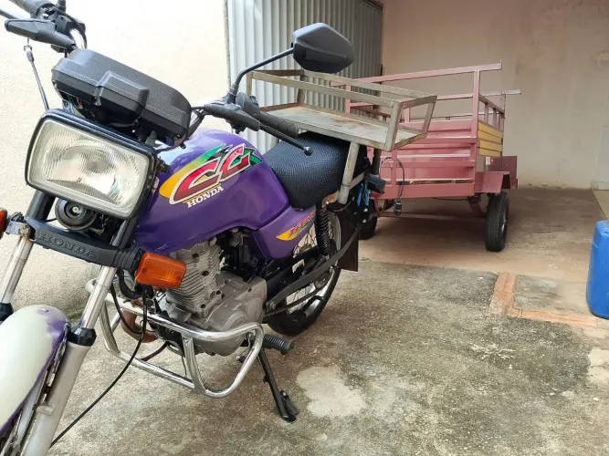 Moto para o trabalho/lazer 