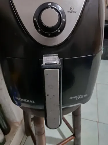 Fritadeira Sem Óleo Air Fryer 5L Mondial AFN-50-BI
