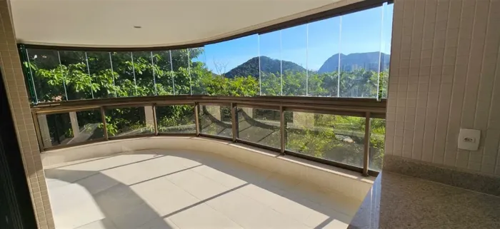 Ilha Pura | 3 quartos (115m²) com vista frontal para o Espetáculo das Águas