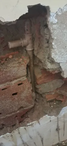 Adcm Construção e Reforma em Geral