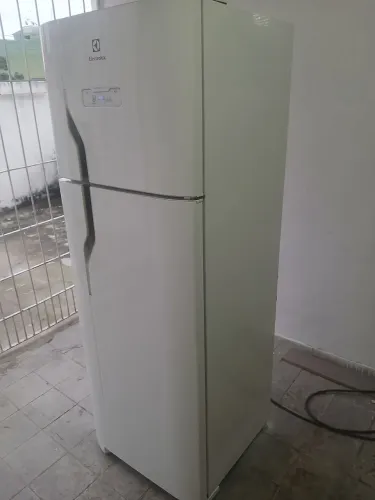 Geladeira frostfree 