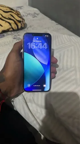 iPhone 13