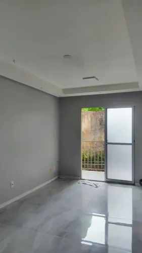 Vende-se Apartamento de Dois Quartos com Suite no Condomínio Itaóca