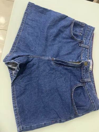 Short jeans plus tamanho 46