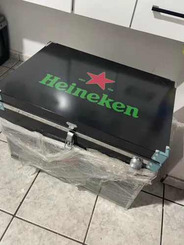 Caixa térmica Cooler 70 litros Heineken