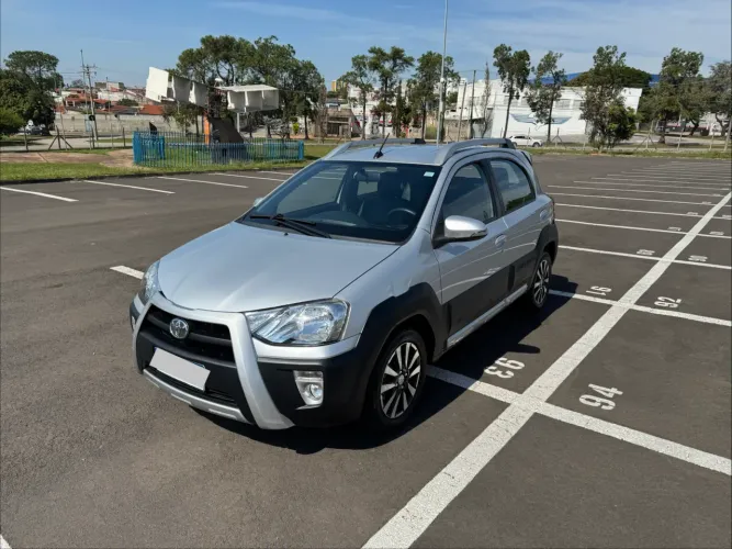 Toyota Etios Cross 1.5 Flex 16V 5P Aut. 2018