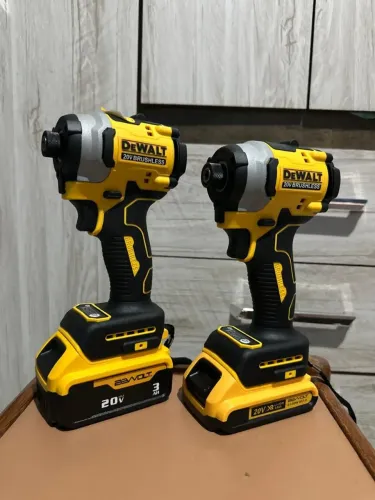 DCF850| Parafusadeira Impacto 20V | Opção com bateria