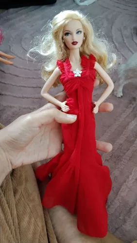 Barbie go red collector