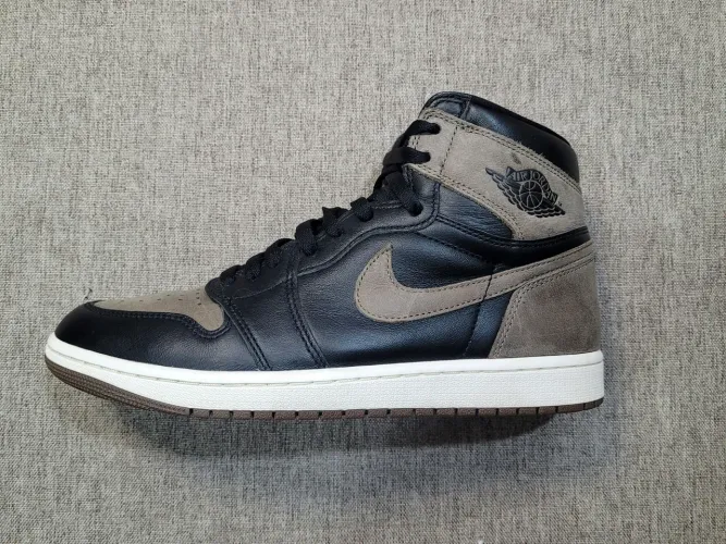 Air Jordan 1 High OG "Palomino" 42