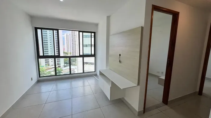 Imóvel para aluguel possui 55 metros quadrados com 2 quartos em Boa Viagem - Recife - PE