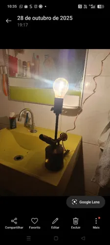 Abajur adaptado a maçarico