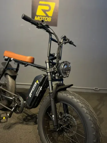 Bike Eletrica Streetgo S12 Preta - Motor 750W - Bateria 720W - Autonomia de até 60 kms