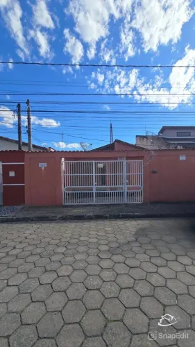 Casa com Edícula na Vila Nunes em Lorena à Venda