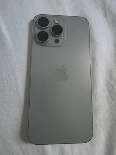 iPhone 15 Pro Max 256GB  eSIM + Chip Físico