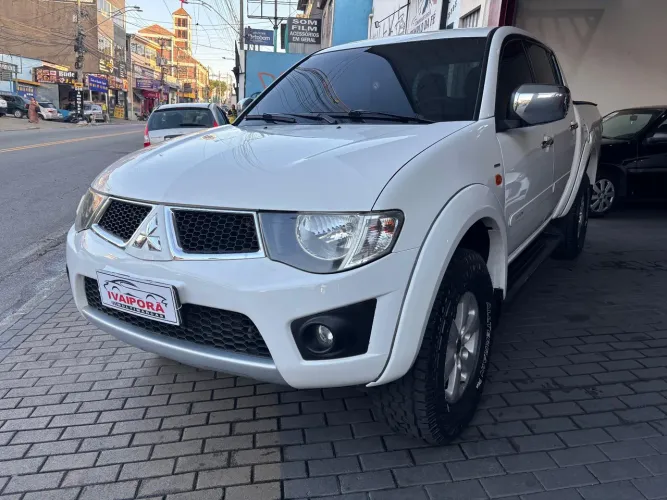 Mitsubishi L200 Triton HPE 3.2 CD TB Int.diesel AUT 2012