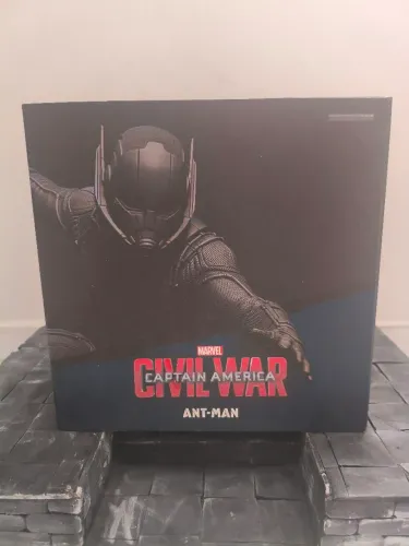 Iron Studios 1/10 Ant Man (Homem Formiga) Ver Civil War