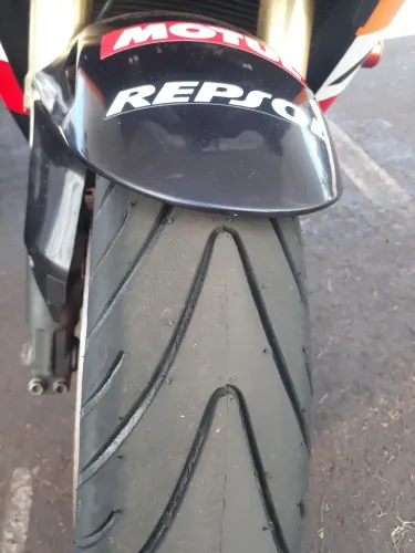 Pneu 120/70/17 para CBR 1000CC FIREBDE REPSOL, Hornet, XJ, CB300, todas esportiva.