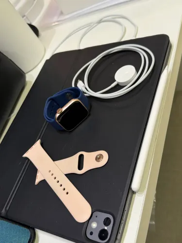 Apple Watch Séries 4 (40mm)