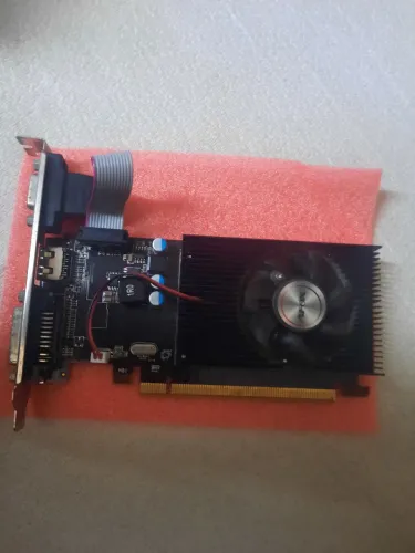 R5 230 2gb placa de video