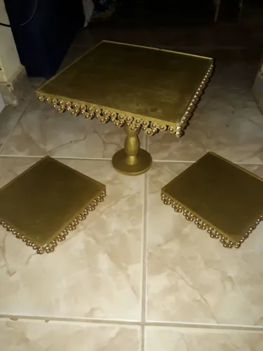 Bandeijas para decoração casamento/ festa infantil realeza