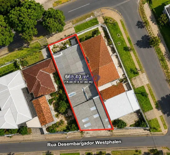 Terreno com 666,40 m2 a venda no Parolin - Rua Des Westphalen