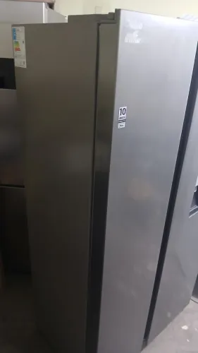 Venda geladeira philco inverter semi nova
