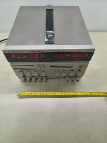 Fonte Bancada Edutec Dual Regulável 30v 5A Funcionando