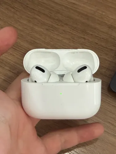 AirPods Pro 2ª Geração Original + Estojo - Funcionando / Leia descrição