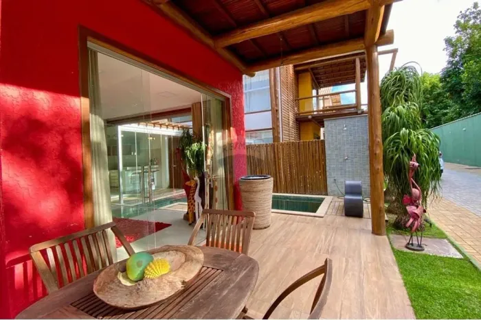 Casa moderna em Arraial com piscina e 3 quartos
