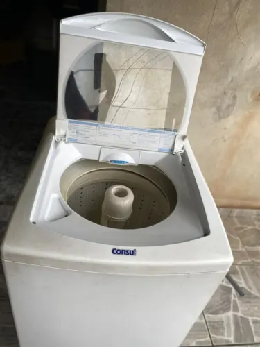 Máquina de lavar roupa - Consul 6KG (retentor estragado)