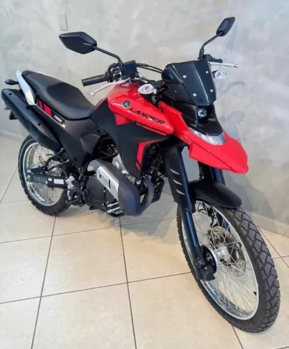 Lander 250 2025 Vermelha