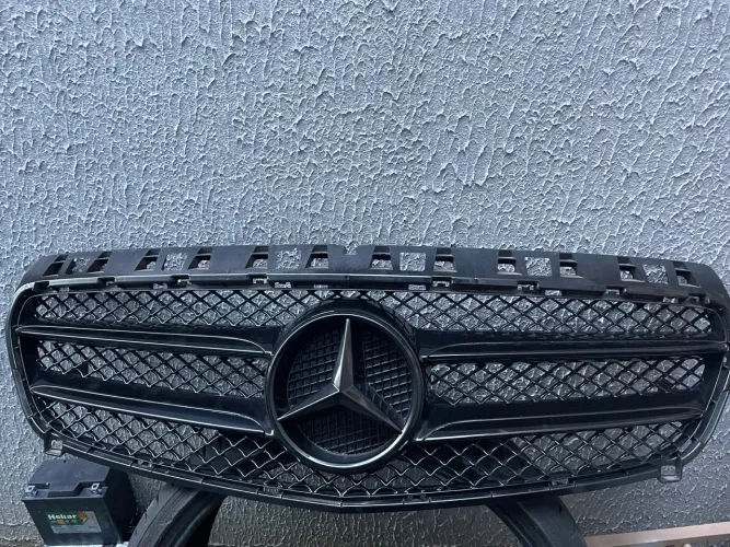 Vende-se grande original da Mercedes A 200