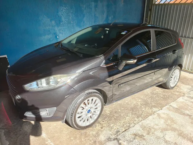 Ford Fiesta Tit./tit.plus 1.6 16V Flex Aut. 2014
