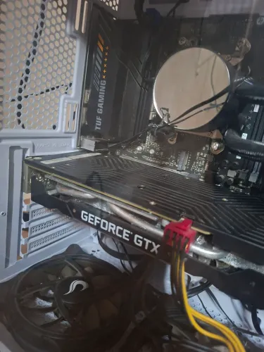 Gtx 1660 super pcyes