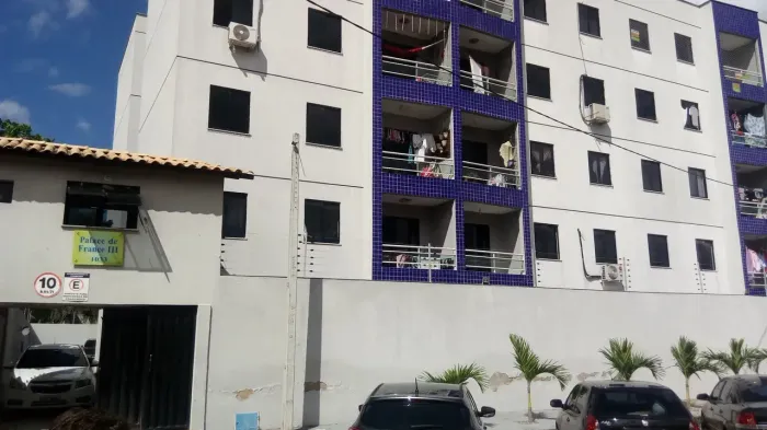 Imóvel para aluguel e venda com 85 metros quadrados com 3 quartos em Maraponga - Fortaleza