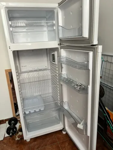 Geladeira Cônsul 334L