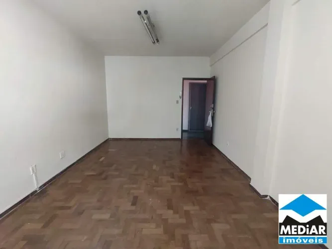 Sala / Conjunto à venda em Belo Horizonte