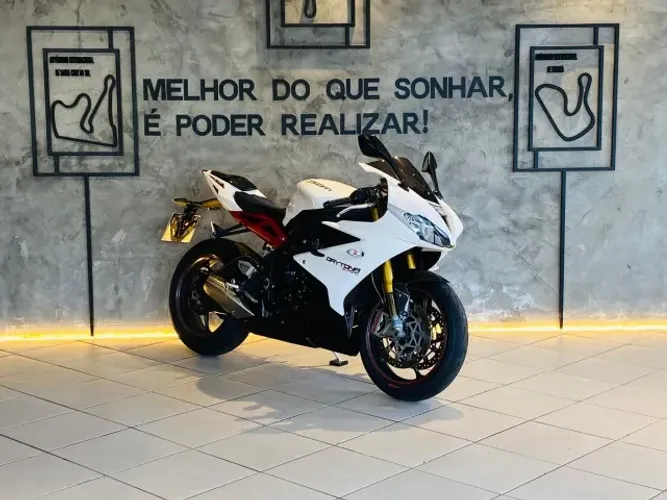 Triumph Daytona 675 r 2014 - JMCMOTOS