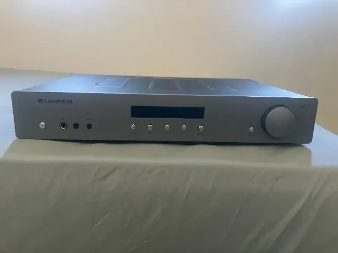 Amplificador Cambridge Audio AXA35