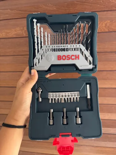 Jogo de brocas Bosch com 33 peças