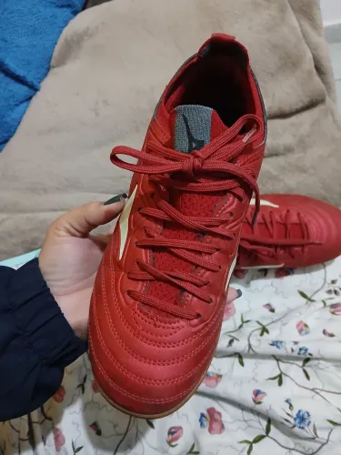 Chuteira mizuno original