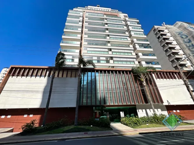 Imóvel para venda tem 73 metros quadrados com 2 quartos em Centro - Florianópolis - SC