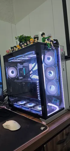 PC gamer, ryzen 7 9800X3D, 32gb de ram, DDR5
