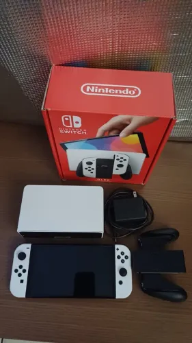 NINTENDO SWITCH OLED